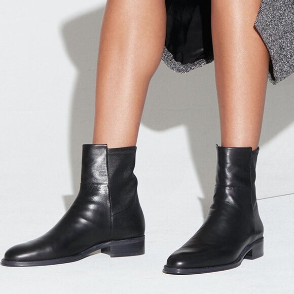 Stuart Weitzman Sleek Black Leather Booties - Picture 1 of 11